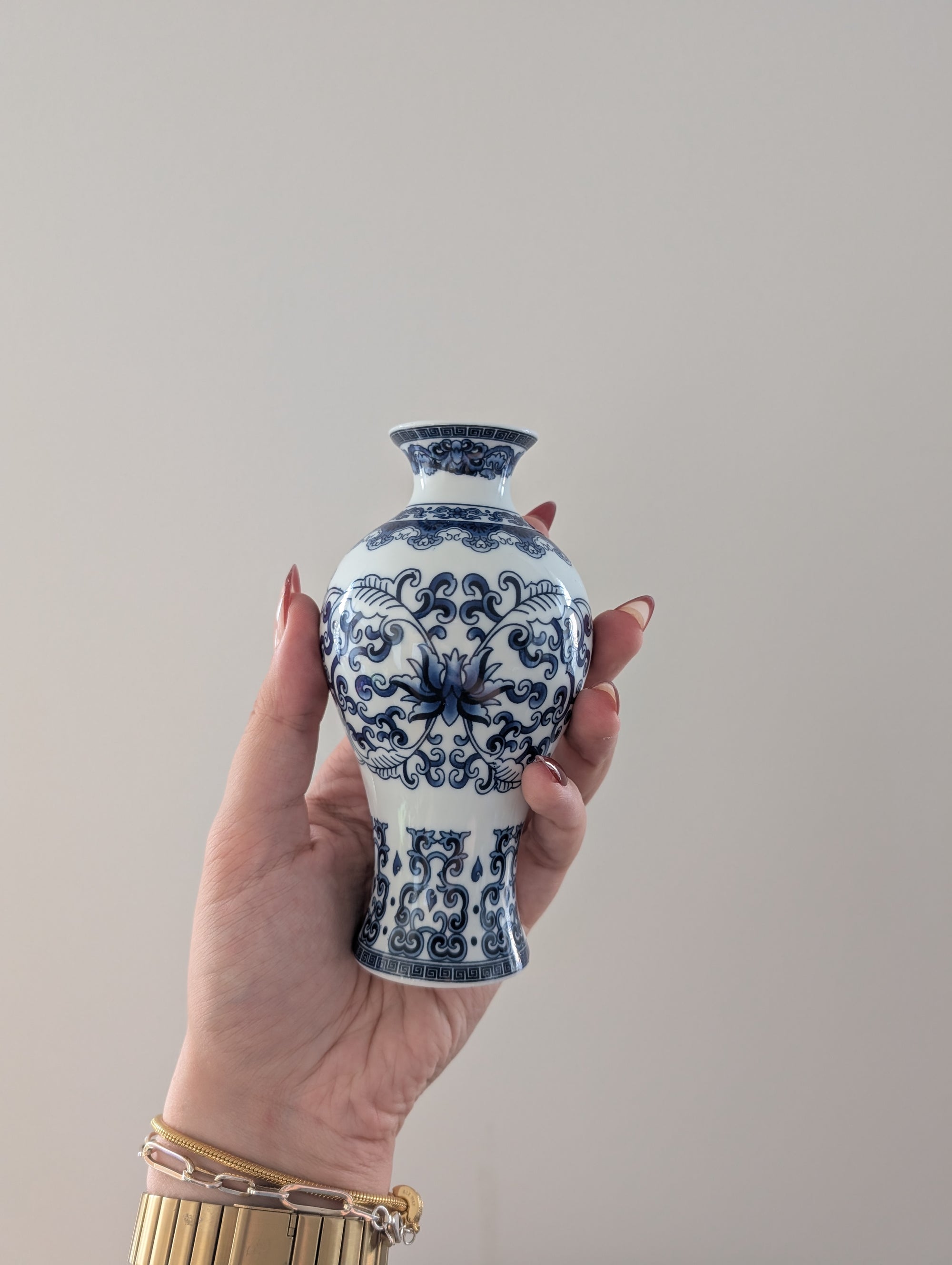 Wandvaasje Blauw-Wit H 15 cm