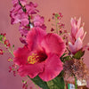 Boeket Pretty in Pink + Gebloemde vaas Geel porselein